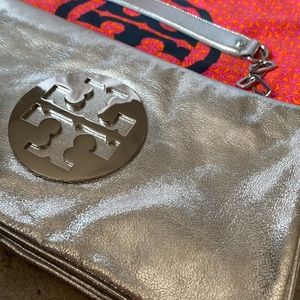 Like New Tory Burch Silver Logo Chain Clutch